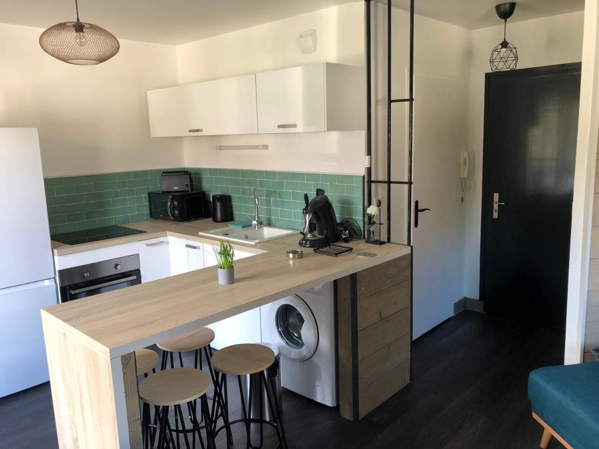 Appartement Cosy Proche De La Gare แซ็ง-ฌ็อง-เดอ-โมเรียน ภายนอก รูปภาพ