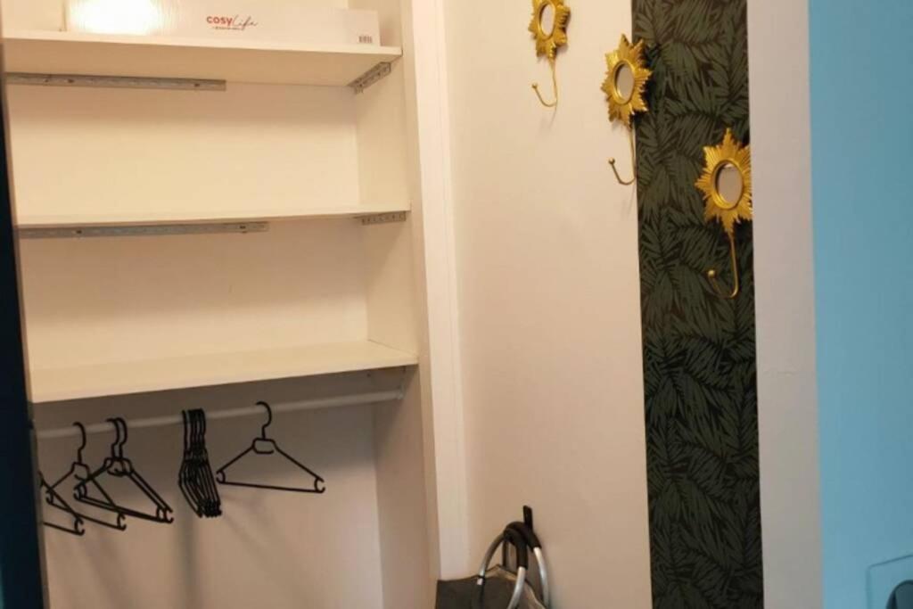 Appartement Cosy Proche De La Gare แซ็ง-ฌ็อง-เดอ-โมเรียน ภายนอก รูปภาพ